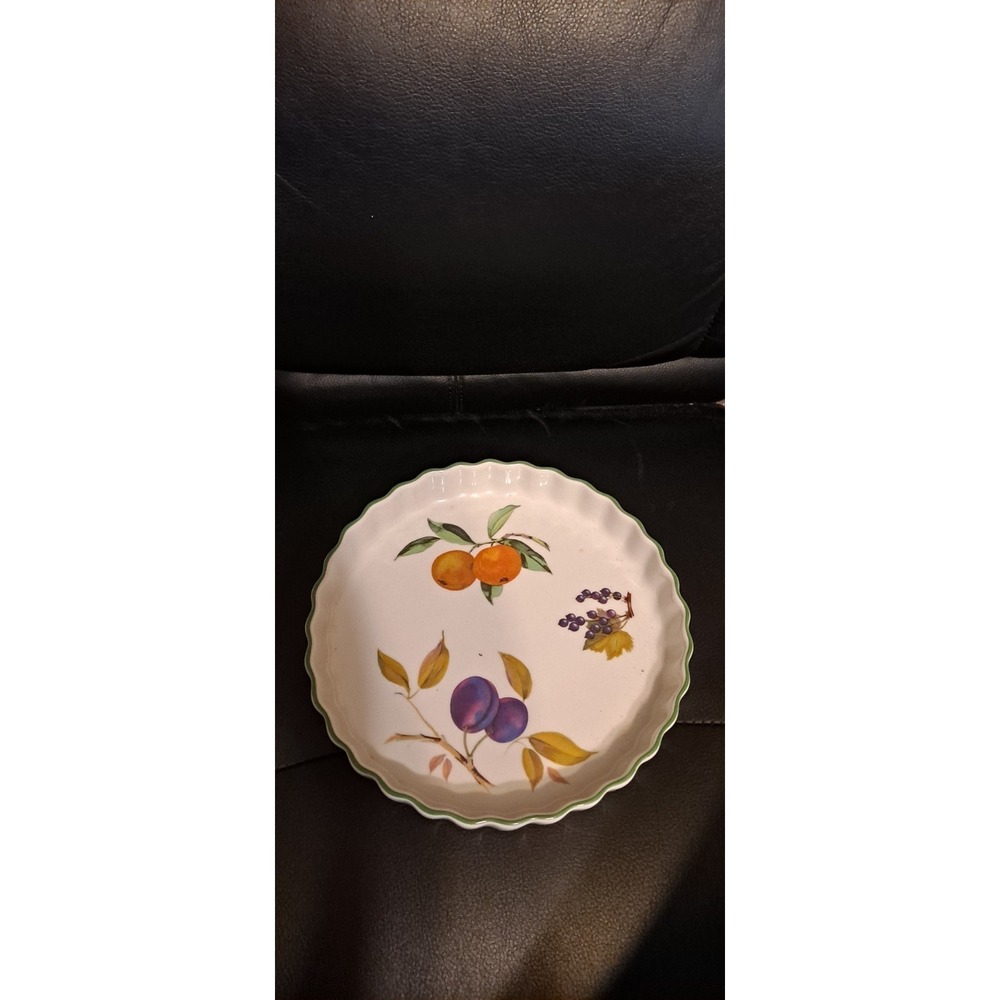 Evesham by Royal Worcester Quiche Tart Dish 9 inch Gold Fluted Made in England